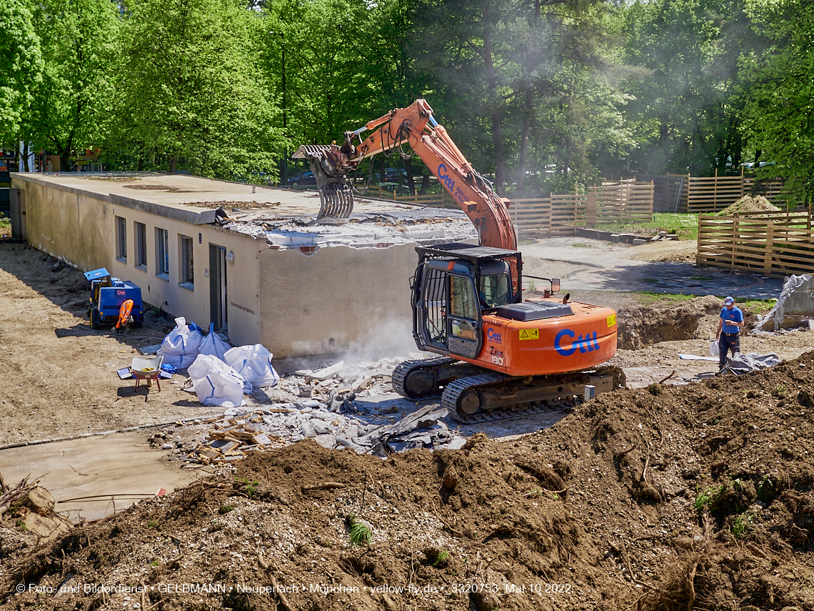 10.05.2022 - Baustelle am Haus für Kinder in Neuperlach